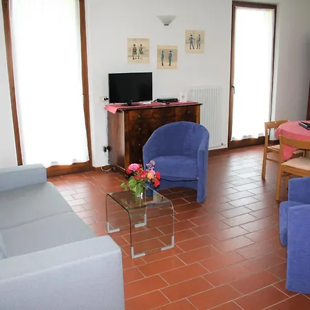 Casa Laura Μαλτσεζίνε